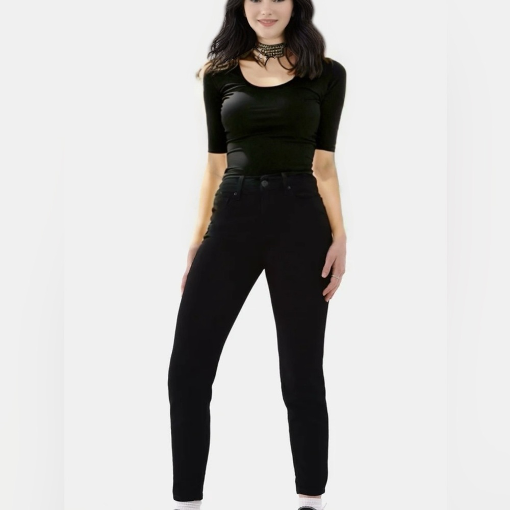 No Boundaries Size 6 Skinny Jeans